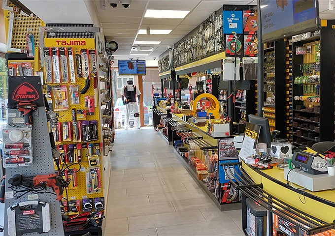 szögker, újpest, barkácsbolt, szerszámgép, hegesztőgép, kéziszerszám, 