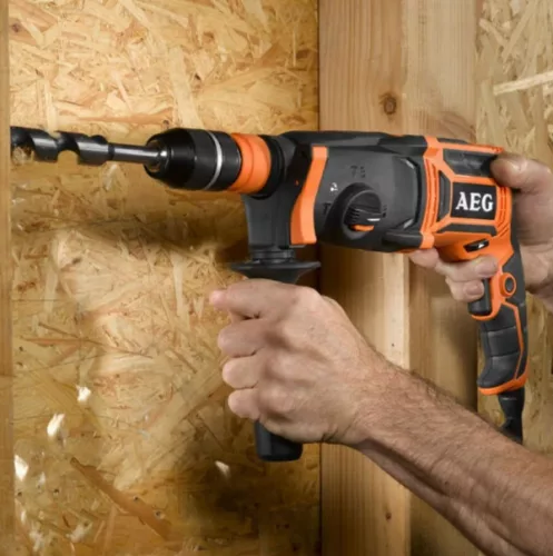 Fúró-kalapács SDS Plus KH 24IXE 800W AEG